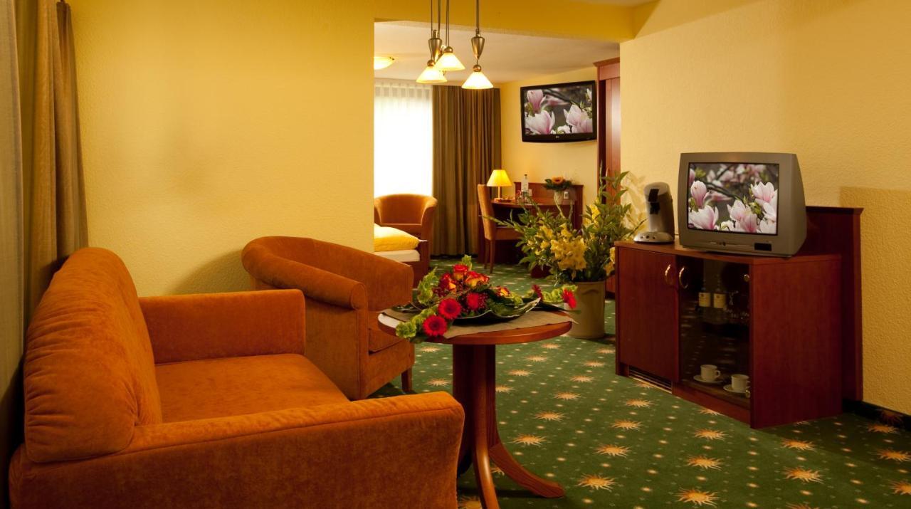 Hotel Restaurant Sonnenhof Weyerbusch Szoba fotó